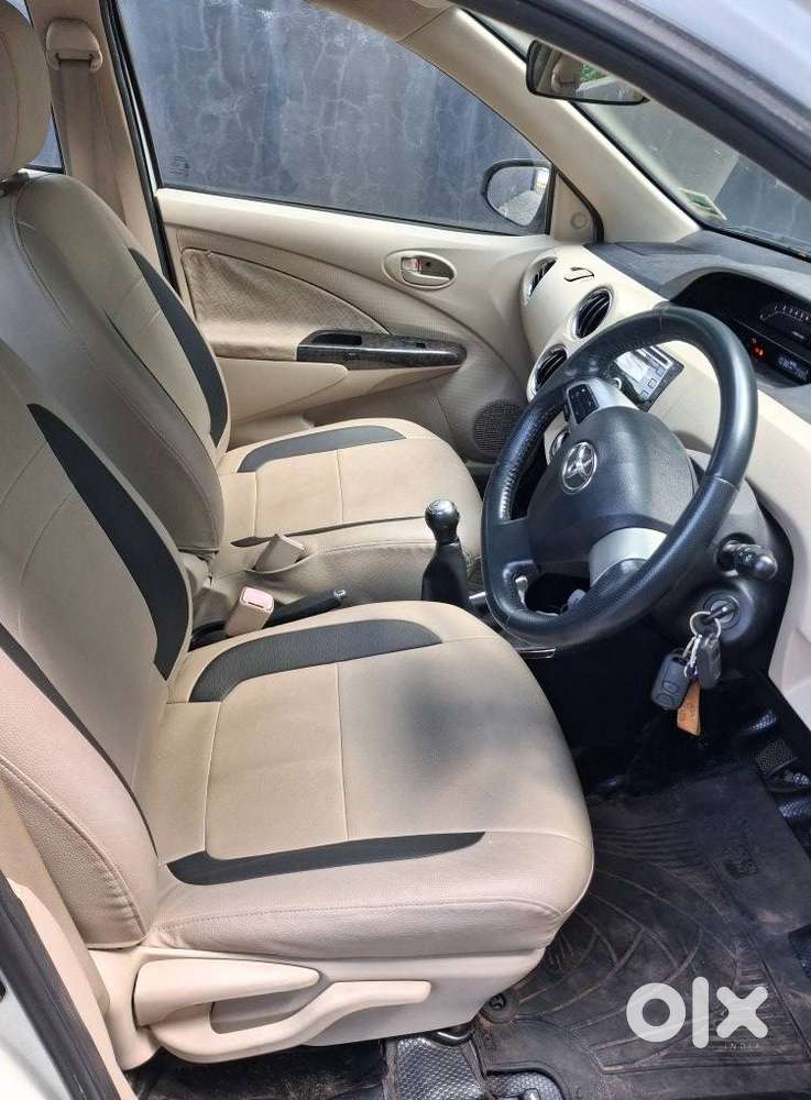 Toyota Etios 1.5 Vx, 2017, Petrol