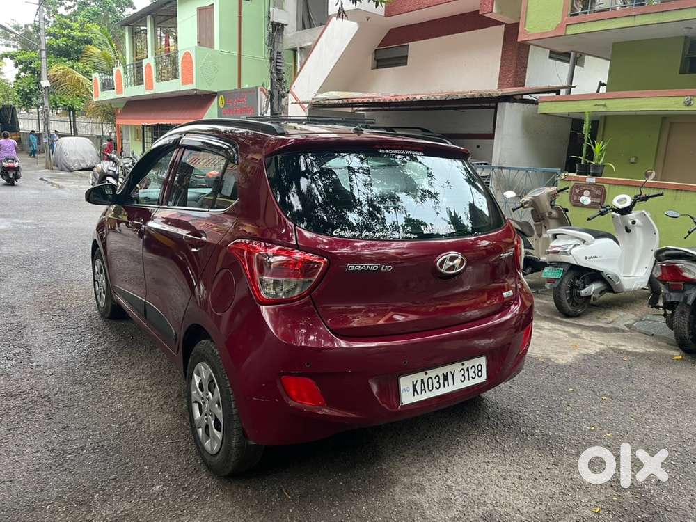 Hyundai Grand I10 Sportz 2016 Petrol
