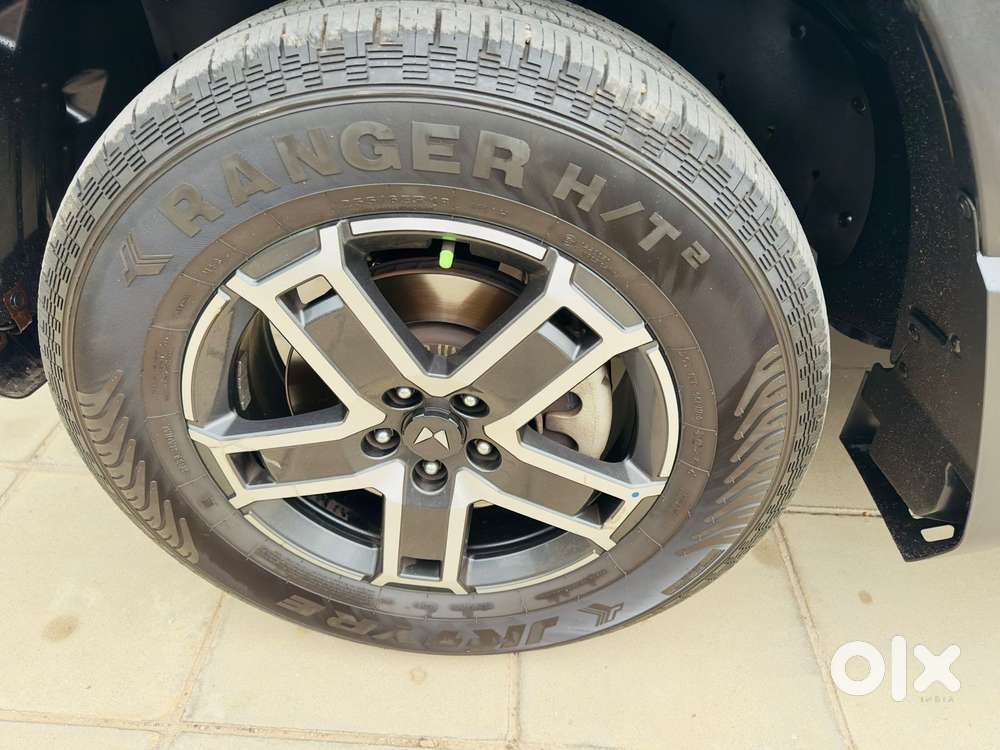 Mahindra Thar Roxx Ax5 L Diesel At 2wd, 2025, Diesel