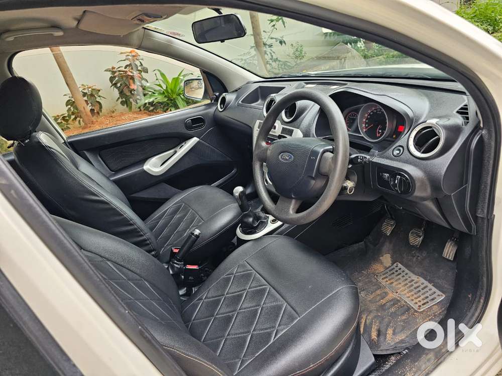 Ford Figo 1.2p Titanium Plus Mt, 2013, Petrol