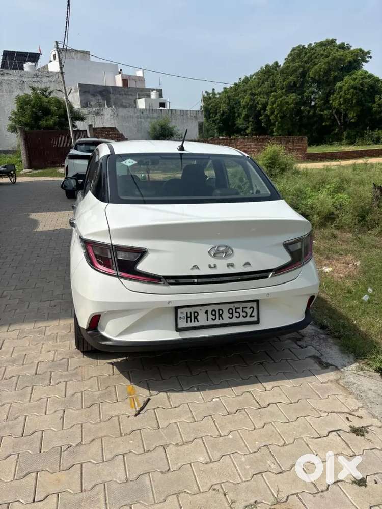 Hyundai Aura 2022 Cng 1st Owner