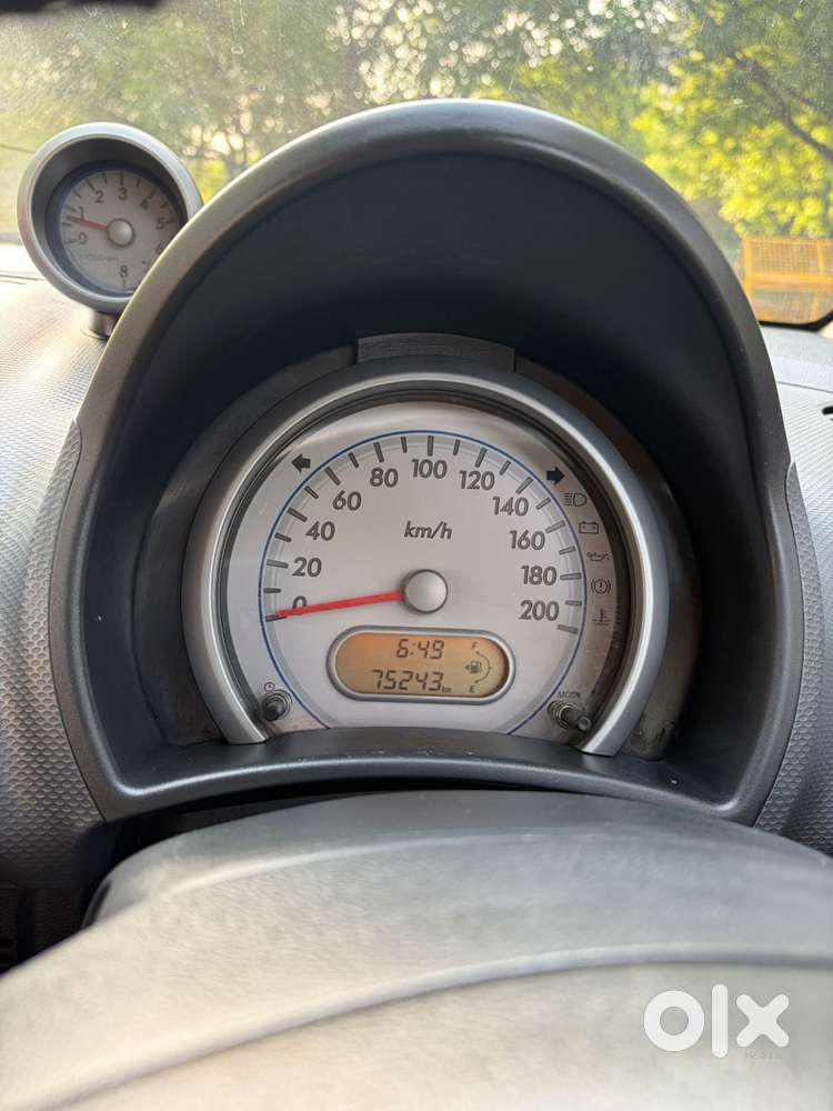Maruti Suzuki Ritz Vxi, 2013, Petrol