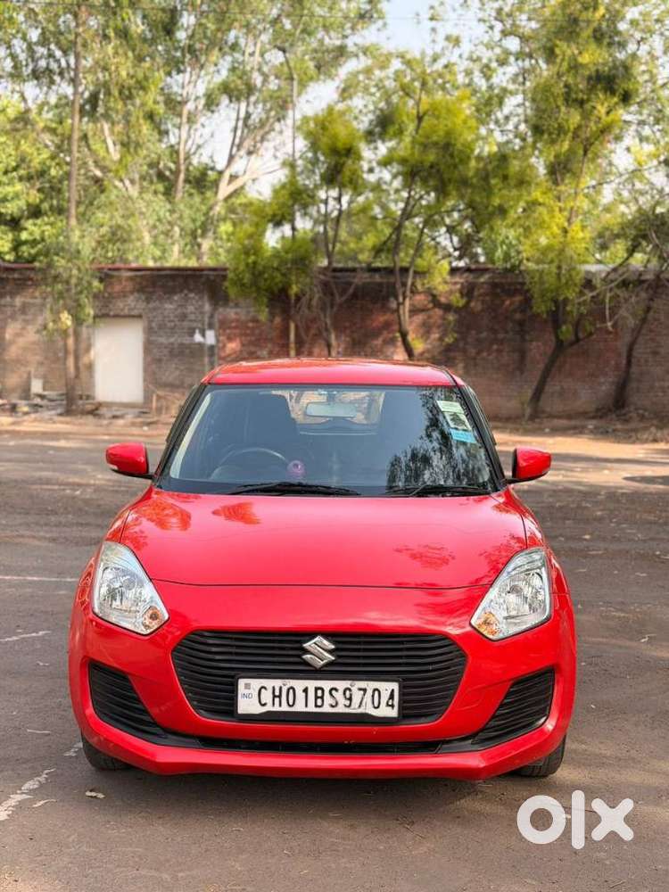 Maruti Suzuki Swift Vxi Abs Bsiv, 2018, Petrol