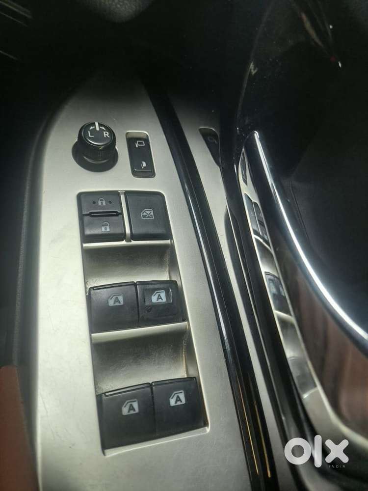 Toyota Innova Crysta 2.8 Zx At, 2019, Diesel