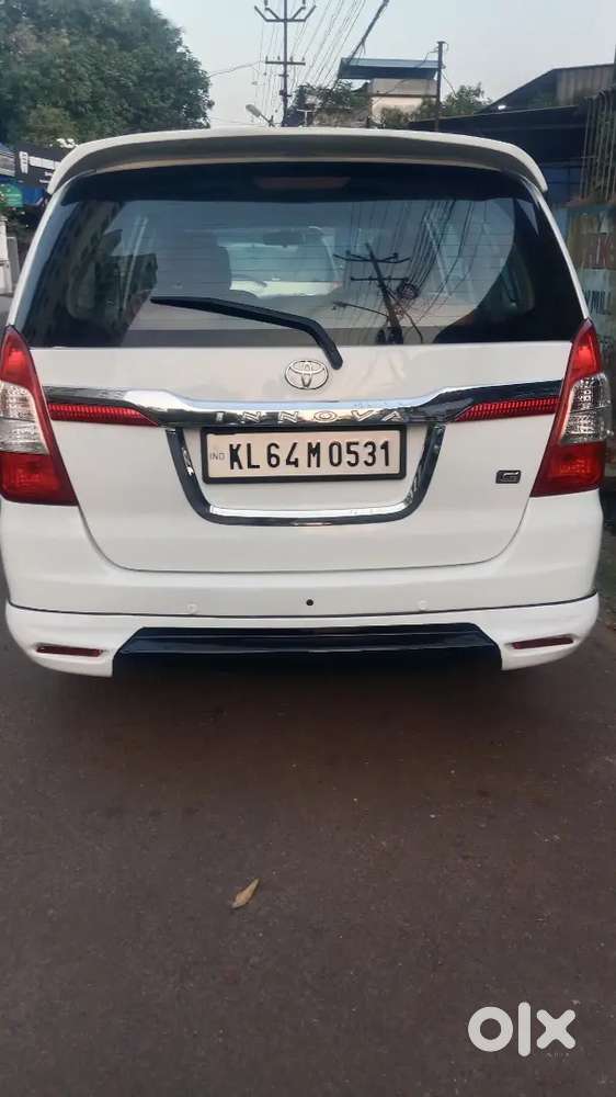 Toyota Innova 2015 Diesel 190005 Km Driven