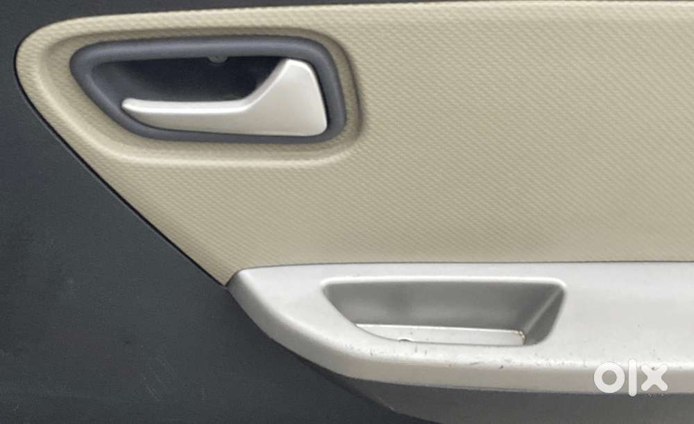 Maruti Suzuki Alto K10 Vxi, 2015, Petrol