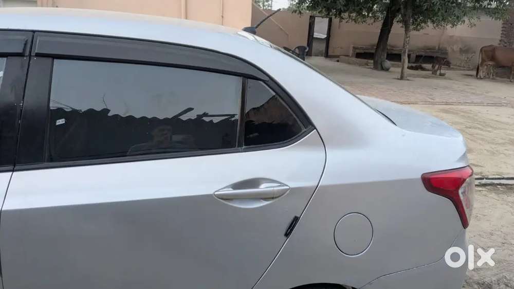 Hyundai Xcent 1.2 Petrol 2015