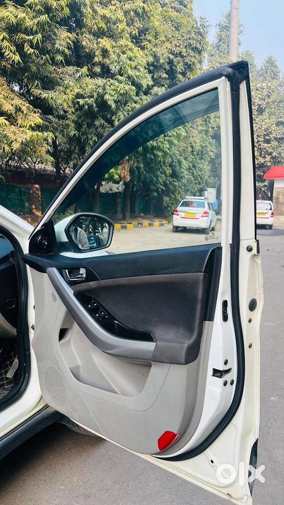 Tata Car Automatic 2018 Year