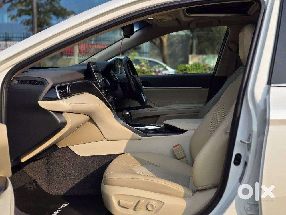 Toyota Camry [2019-ongoing] 2.5 Hybrid, 2022, Petrol