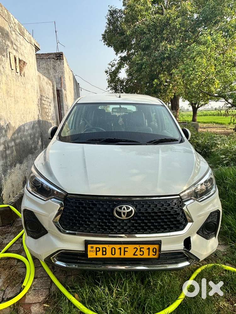 Toyota Rumion S Cng 2025