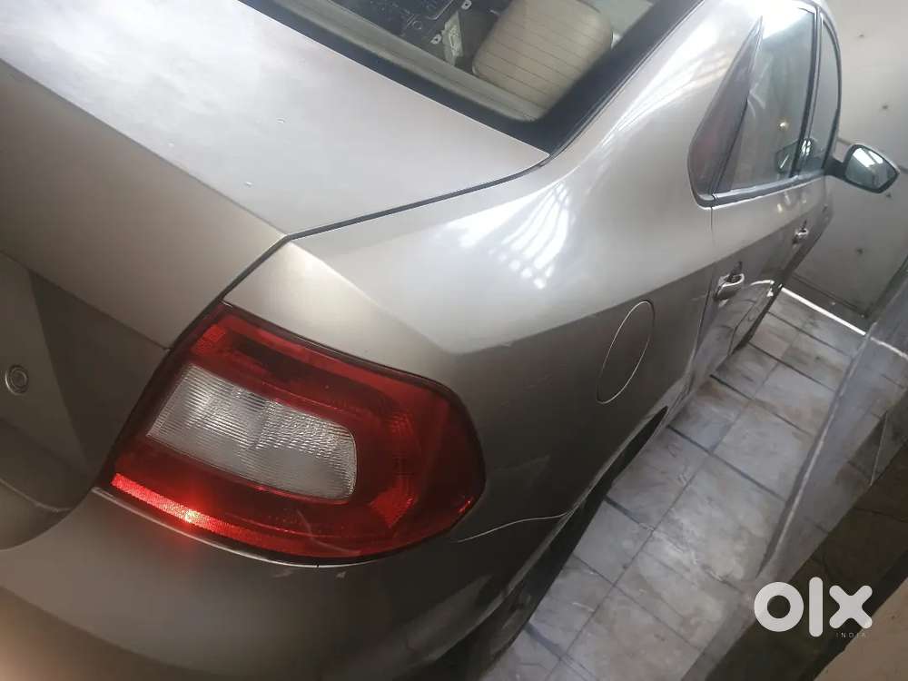 Skoda Rapid 2015 Diesel 105000 Km Driven