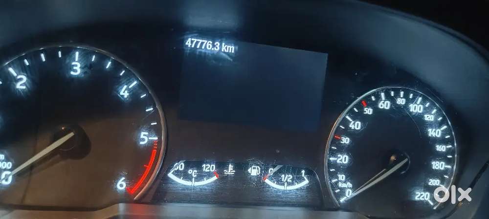 Ford Ecosport Titanium Plus Sunroof