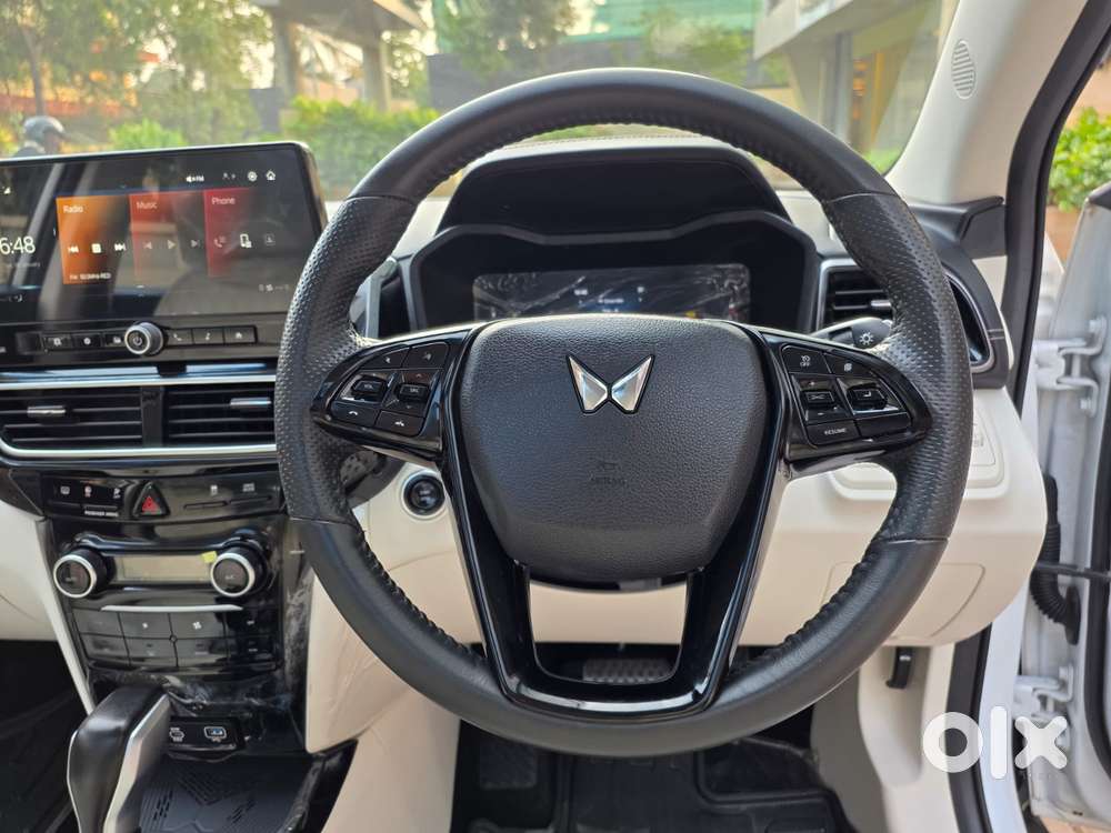 Mahindra Xuv 3xo Ax7l 1.2 Petrol At (pg), 2024, Petrol