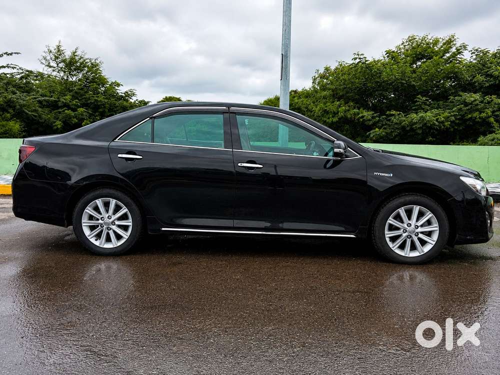 Toyota Camry Hybrid, 2014, Cng & Hybrids