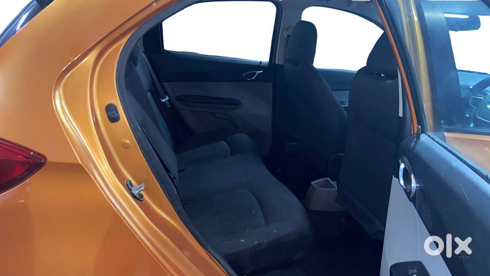 Tata Tiago 1.2 Revotron Xz, 2017, Petrol
