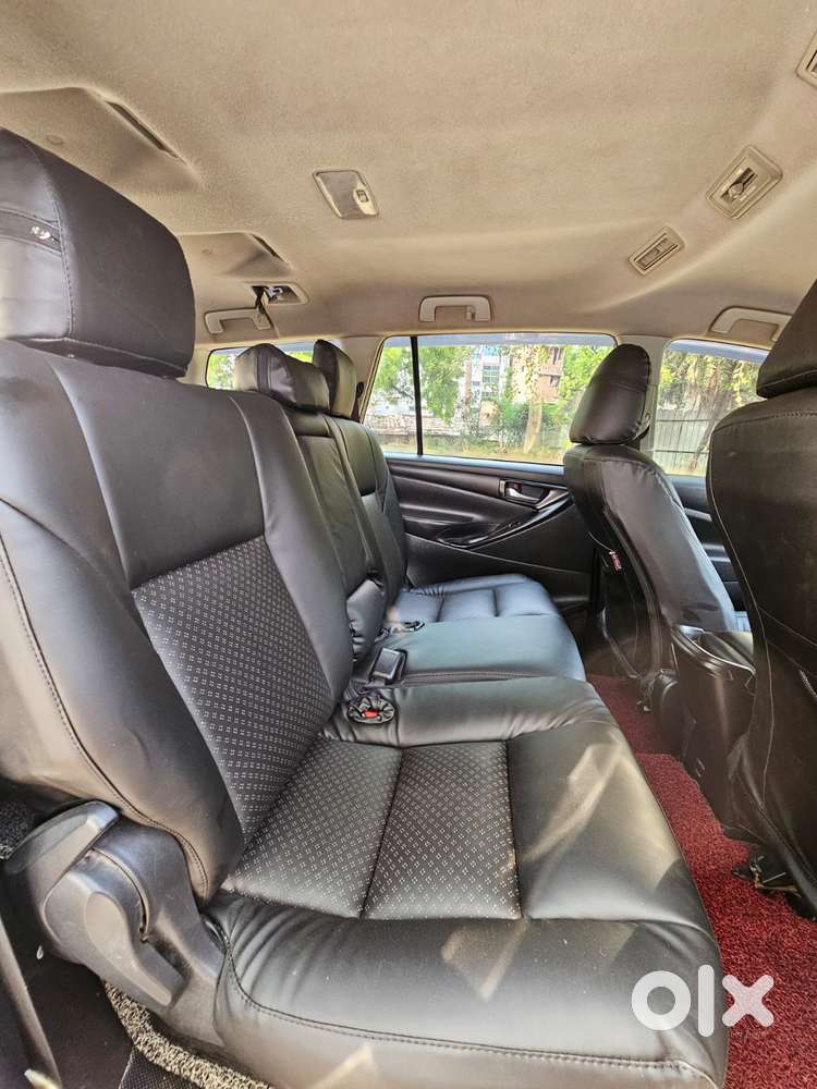 Toyota Innova Crysta 2.4 G Mt 8s, 2022, Diesel