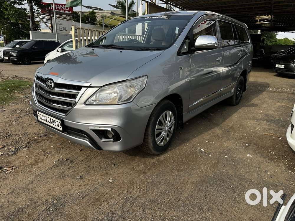 Toyota Innova 2.5 G (diesel) 8 Seater, 2015, Diesel