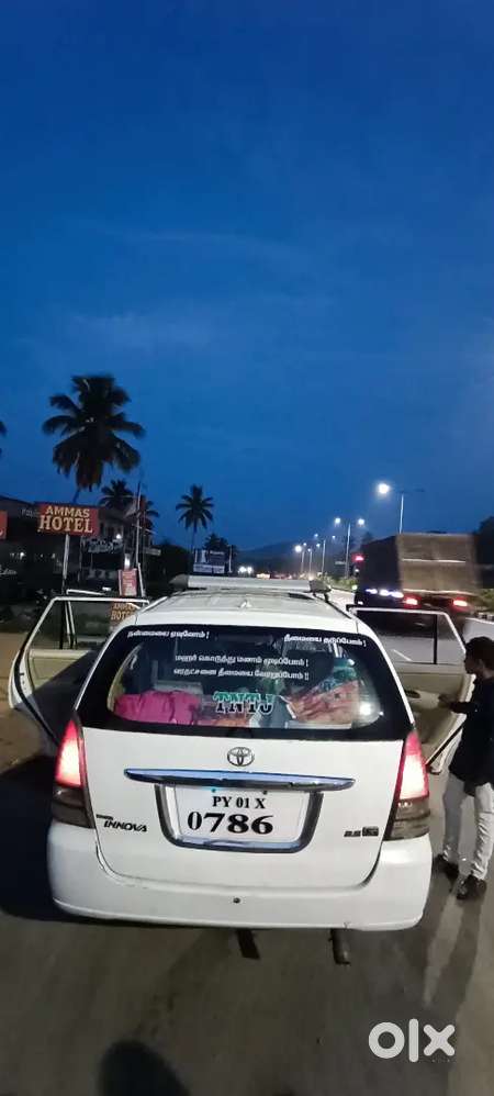 Toyota Innova 2.5g Diesel 2005  Strong Engine  Insurance & Fc Valid