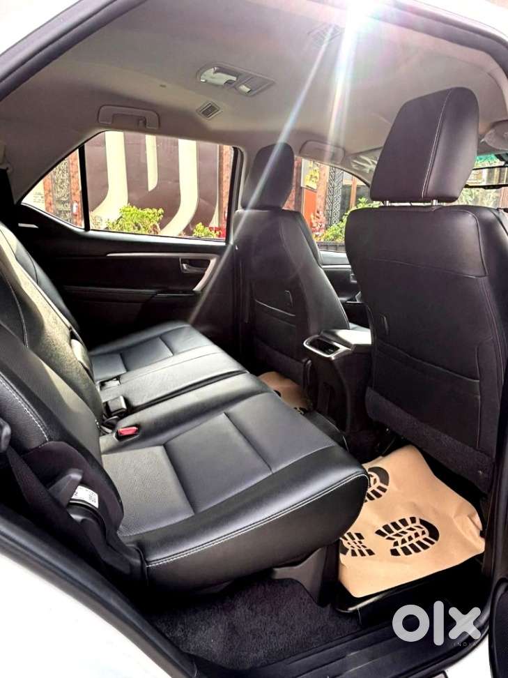 Toyota Fortuner 4x2 At 2.7 Petrol, 2025, Petrol