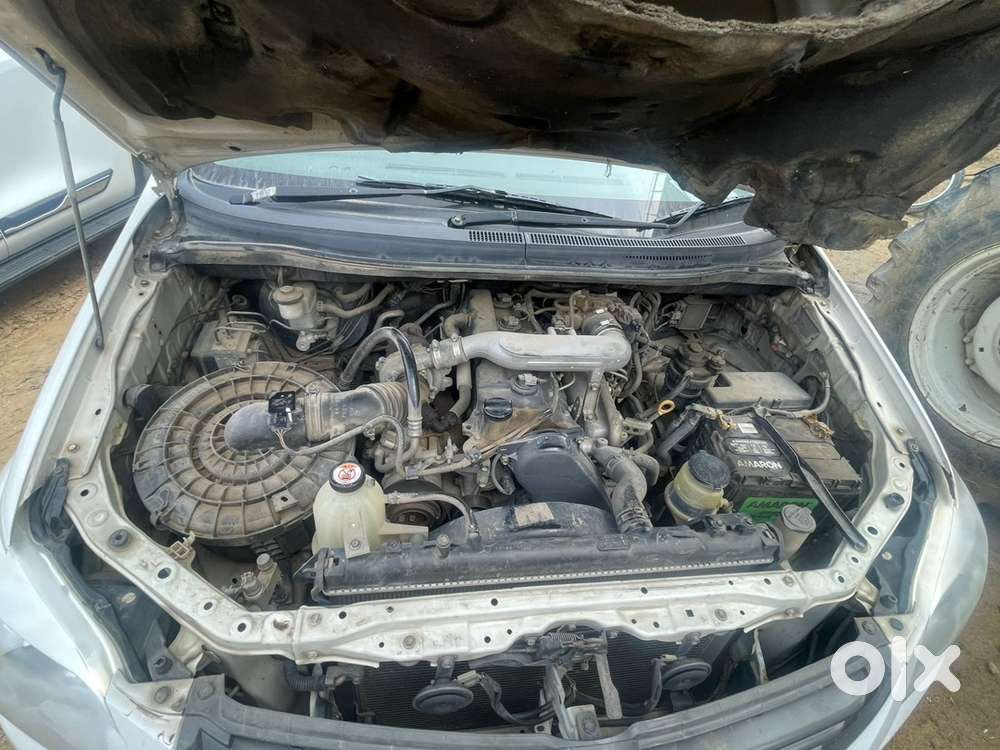 Toyota Innova 2013 Sept.