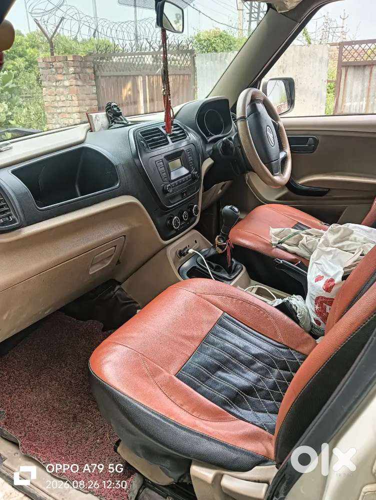 Mahindra Tuv 300 2016