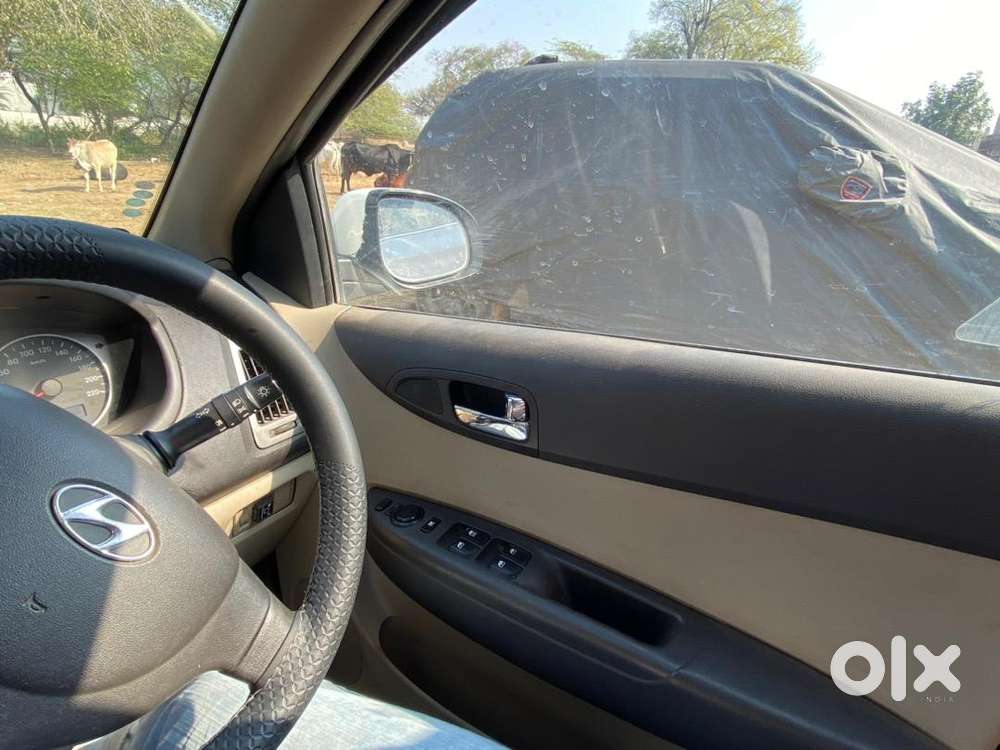 Hyundai I20 2013 Cng & Hybrids Good Condition