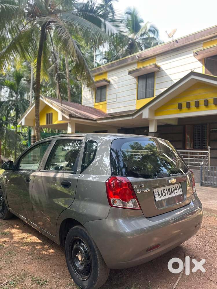 Chevrolet Aveo Petrol 2010