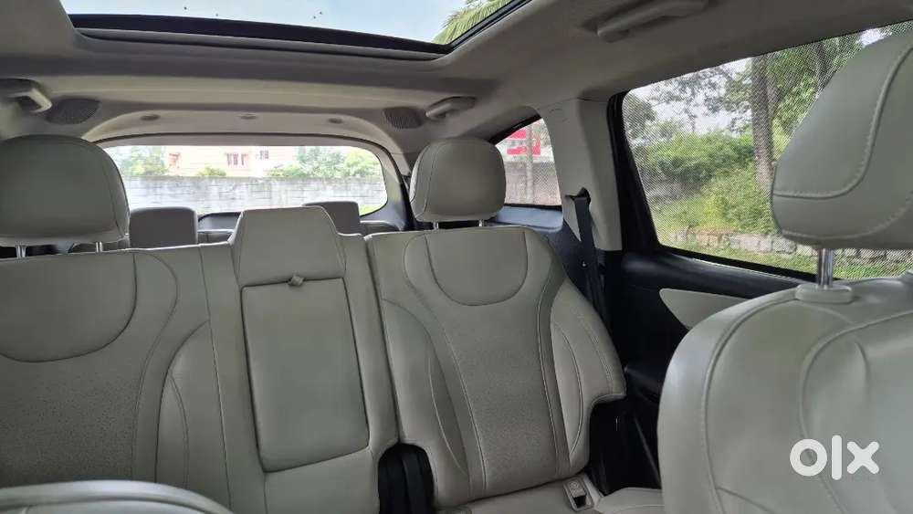 Mahindra Xuv 700 Ax7 L Manual(top Variant) For Sale
