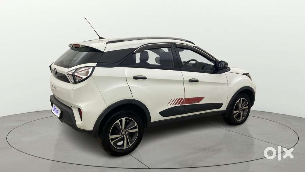 Tata Nexon 1.2 Revotron Xm (s), 2023, Diesel