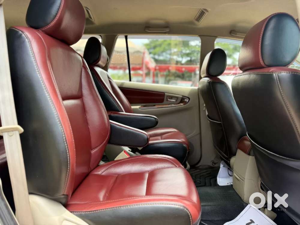 Toyota Innova 2.5 Vx 7 Seater Bs Iv, 2012, Diesel