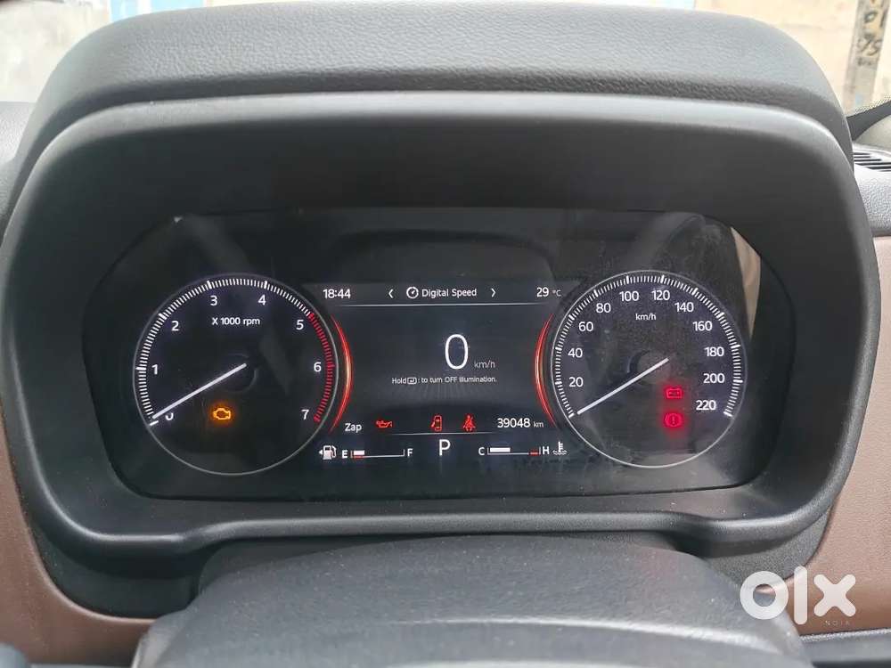 Scorpio N Z8 Select Automatic Black