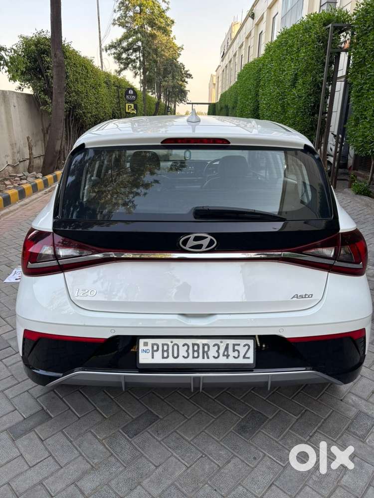 Hyundai Petrol Manual 2025