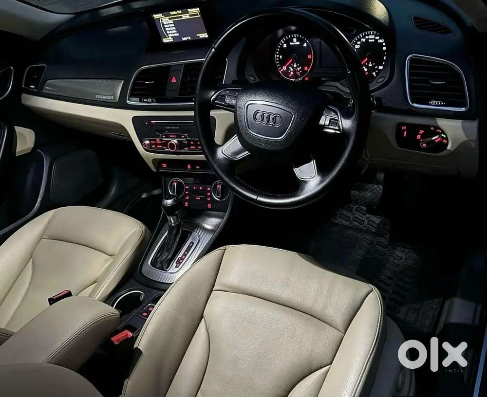 Audi Q3 Diesel Automatic 2015 Premium Plus Sunroof
