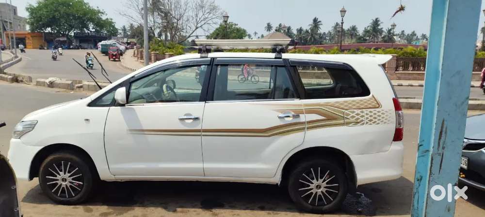 Toyota Innova 2011 Diesel Well Maintained