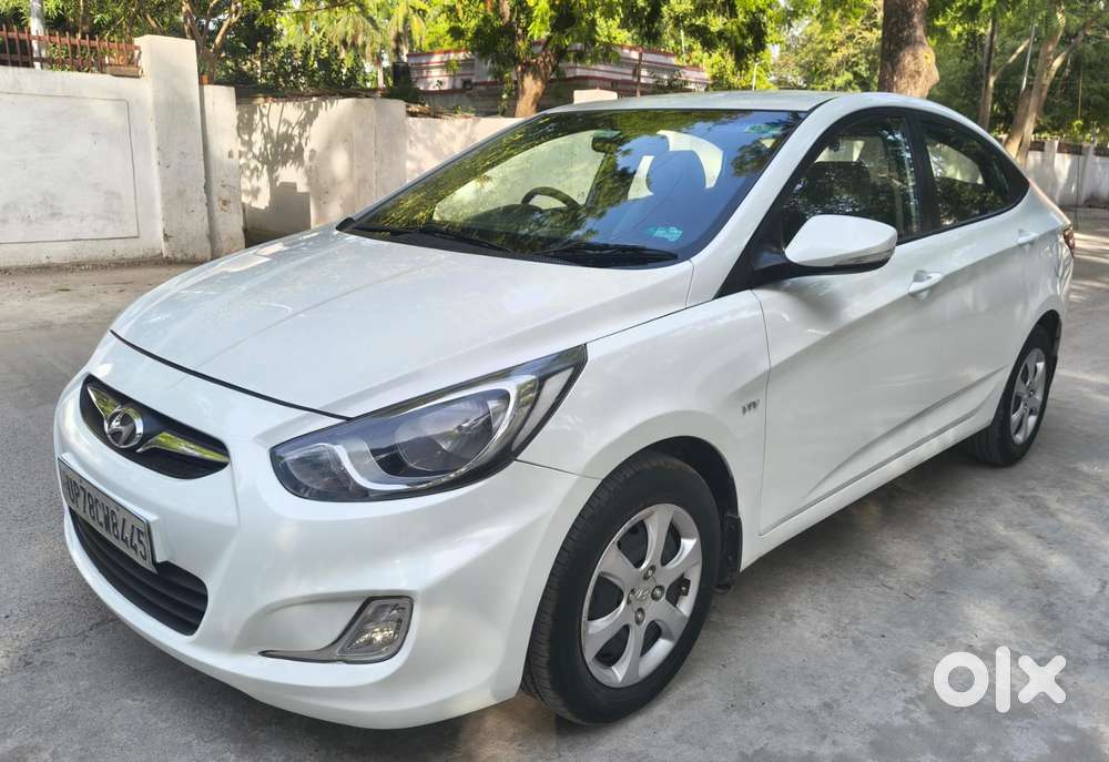 Hyundai Verna, 2012, Petrol