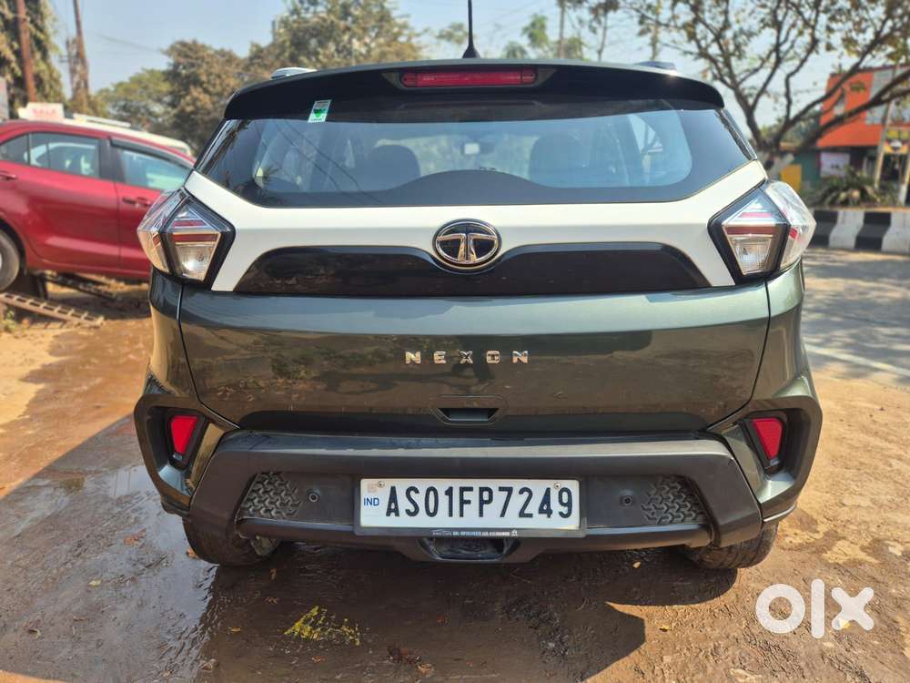 Tata Nexon 1.2 Revotron Xm (s), 2023, Petrol