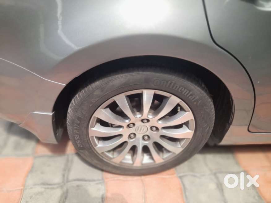 Maruti Suzuki Kizashi Mt, 2012, Petrol