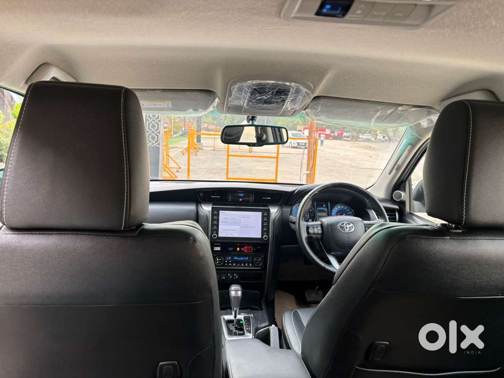 Toyota Fortuner 4x2 At 2.7 Petrol, 2025, Petrol