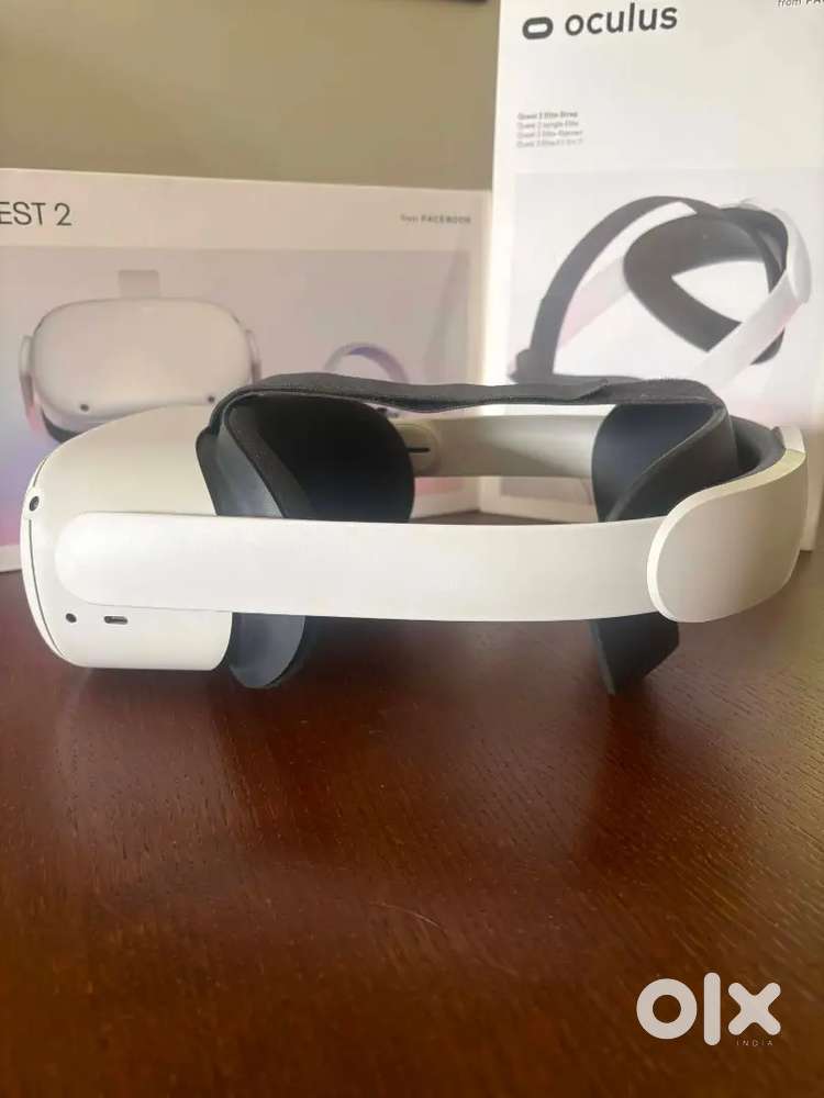 Oculus Quest 2 256GB VR Headset Used - Games & Entertainment in