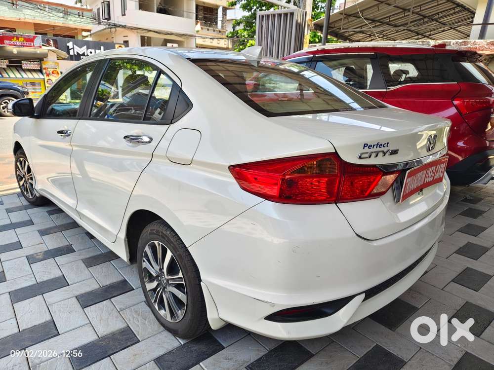 Honda City 1.5 Vx I-dtec Mt, 2018, Petrol
