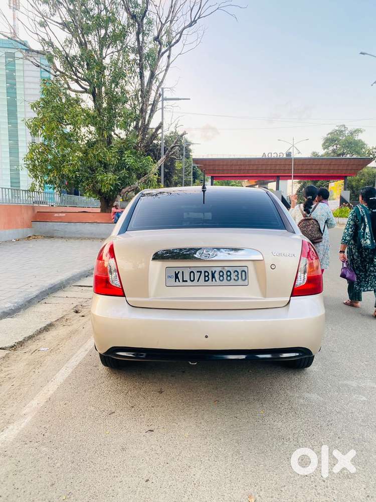 Hyundai Verna 2009 Petrol Manual