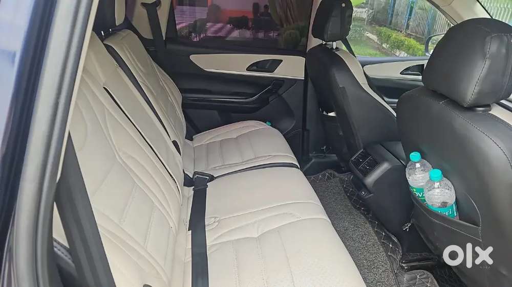 Mahindra Xuv700 2023 Variant Ax