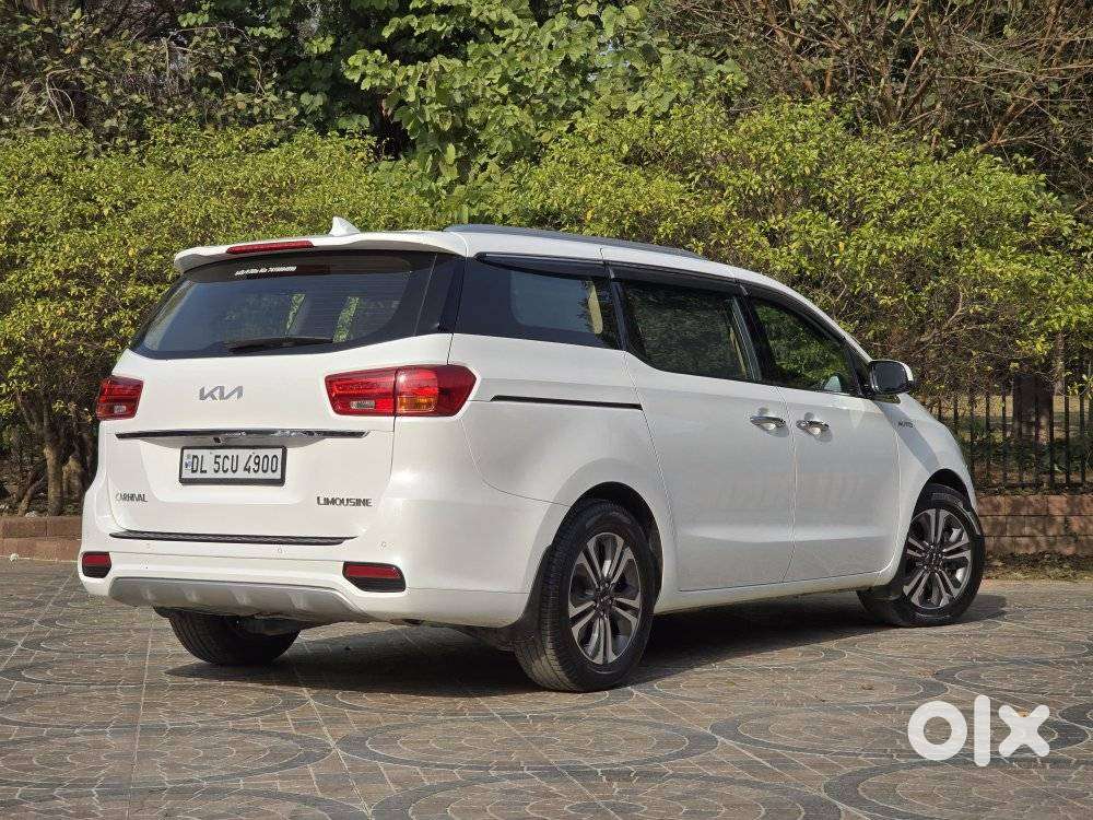 Kia Carnival Limousine Plus 7 Str, 2022, Diesel
