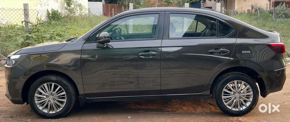 Honda Amaze 2nd Gen Vx, 2025, Petrol
