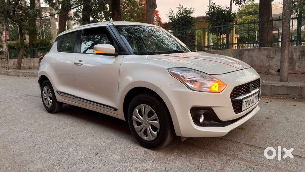 Maruti Suzuki Swift 1.2 Vxi (o), 2023, Petrol