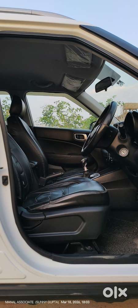 Hyundai Venue S Turbo, 2019, Petrol