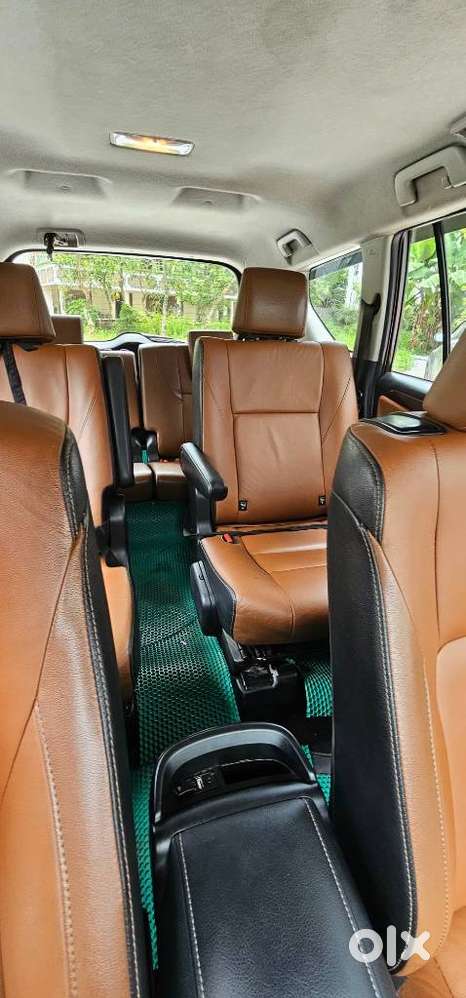 Toyota Innova Crysta 2.8z Automatic, 2018, Diesel