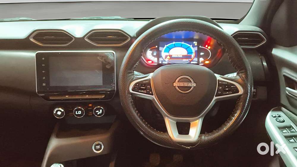 Nissan Magnite 1.0 Xv Premium, 2021, Petrol