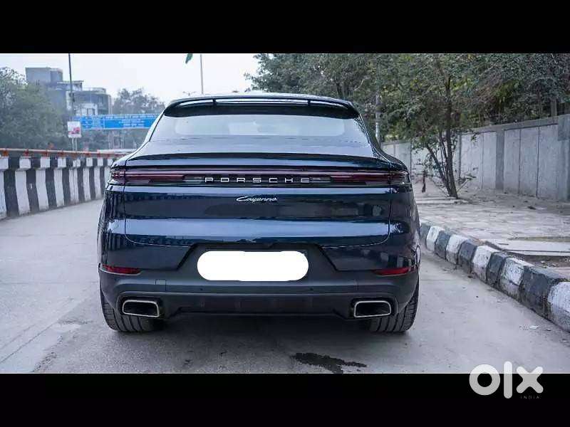 2023 Porsche Cayenne Coupe Gts