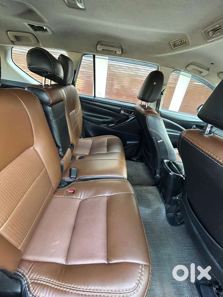 Toyota Innova Crysta Touring Sport 2.4 Mt, 2017, Diesel